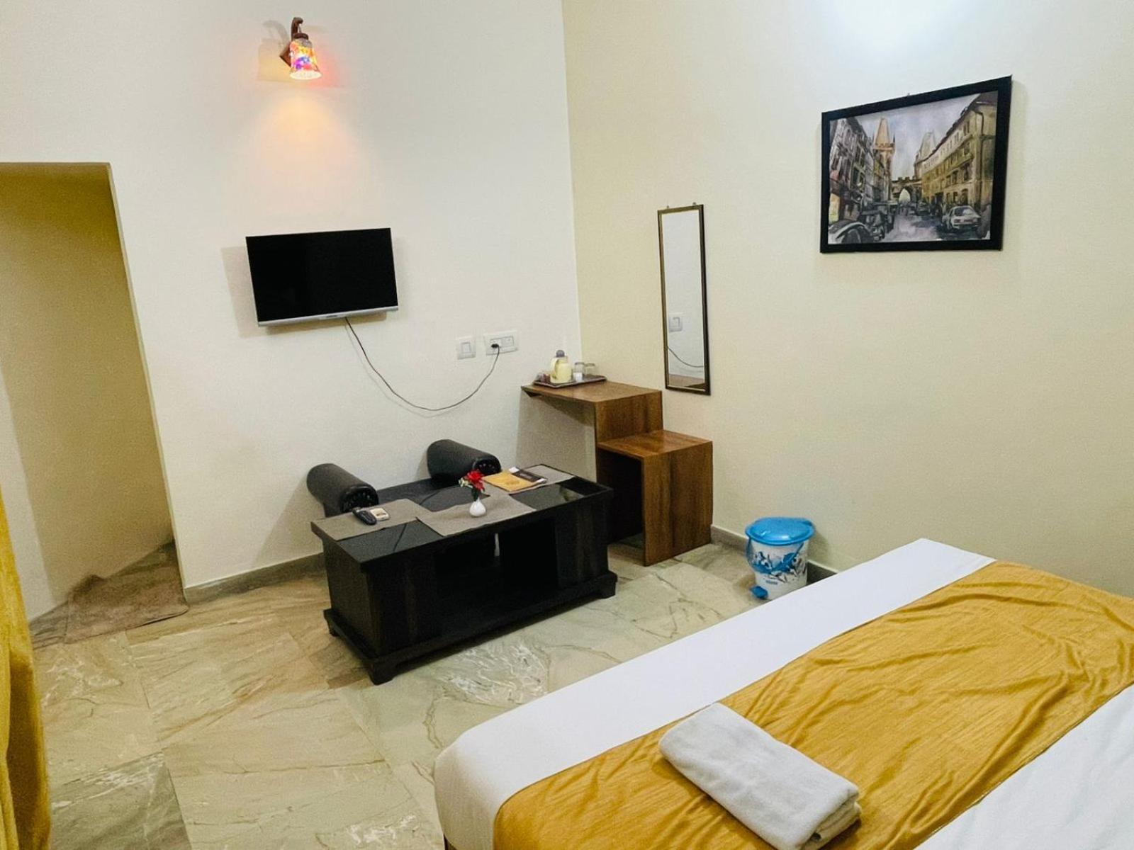 Shankar Vilaas -A Boutique Stay Forigners Choice Near Ghats And Temples Váránasí Exteriér fotografie