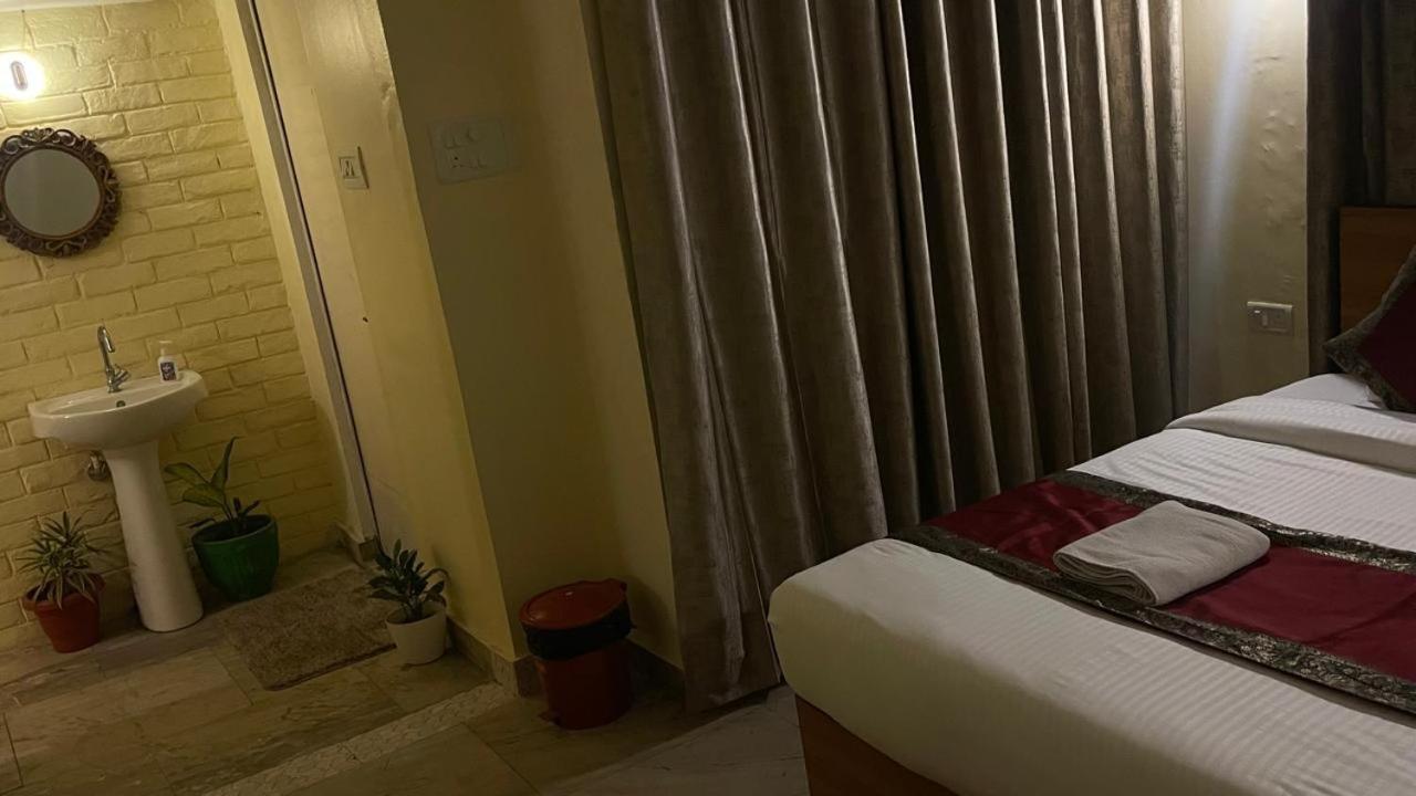 Shankar Vilaas -A Boutique Stay Forigners Choice Near Ghats And Temples Váránasí Exteriér fotografie